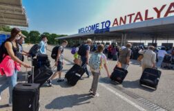 Antalya’ya hava yoluyla gelen turist sayısı 7 milyonu geçti
